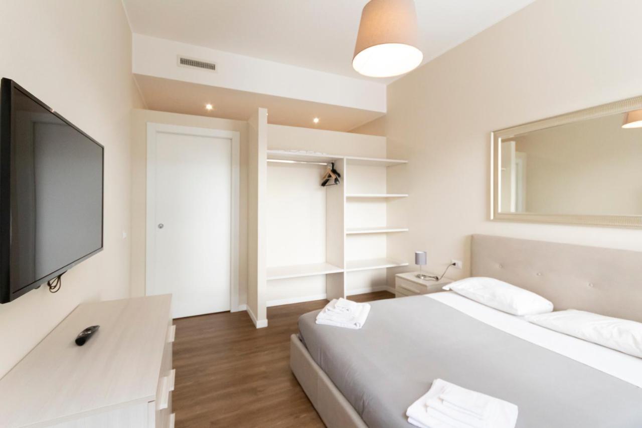 Via Torino Apartment 2 Милан Экстерьер фото